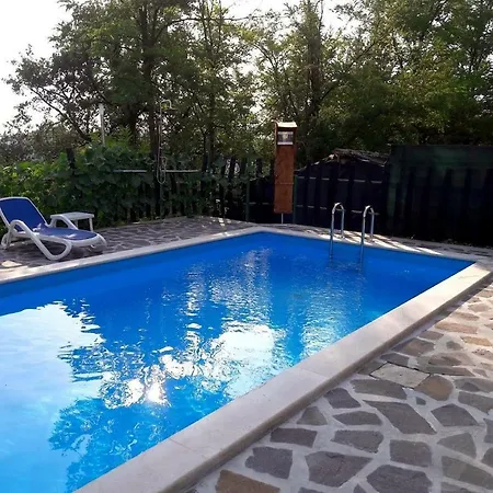Apartment Nada With Private Pool