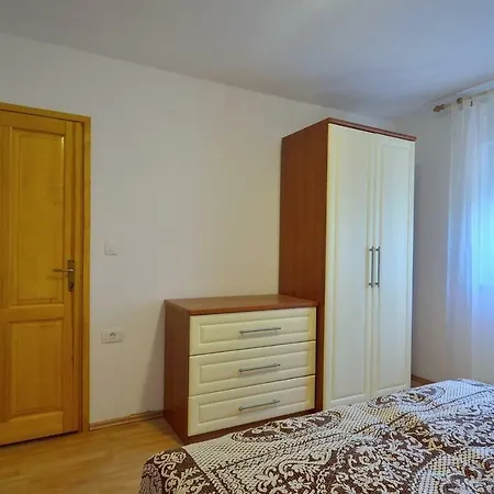 Appartement Nada With Private Pool Buzet
